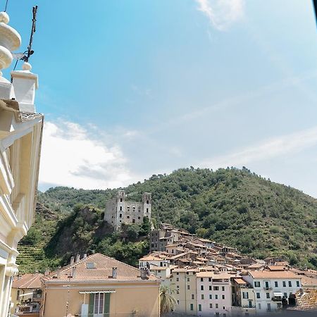 Dussaiga - Camera Del Fiordaliso Dolceacqua Exterior foto